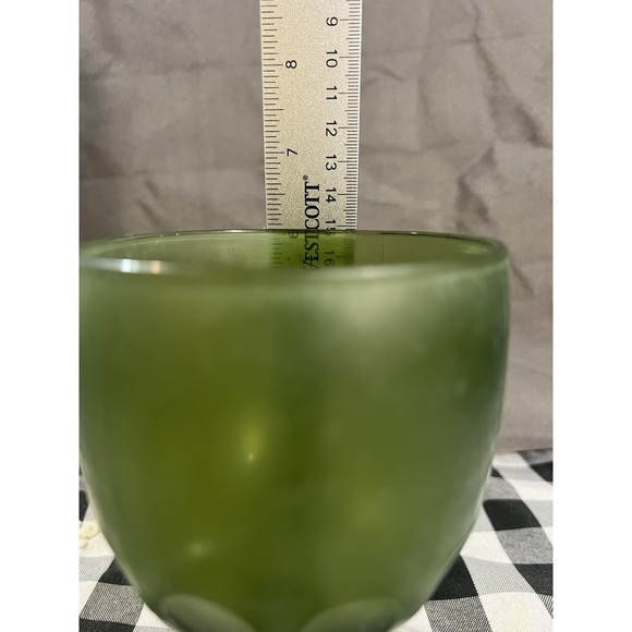 VTG Indiana Glass Thumbprint Frosted Avocado Satin Green Goblet Glass 6x3 (2570) - Picture 6 of 8